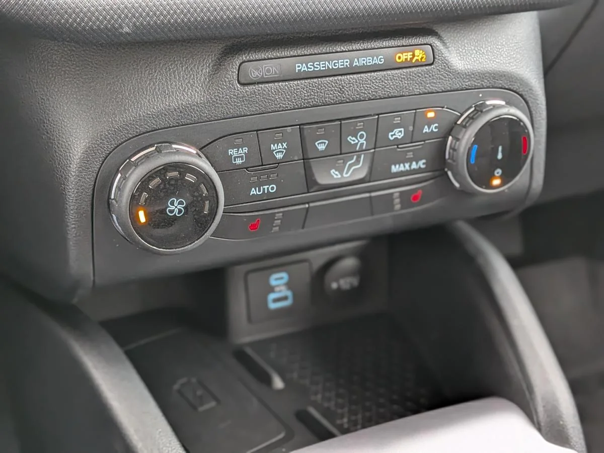 Used 2022 Grey Ford Big Bend 4x4 image 23
