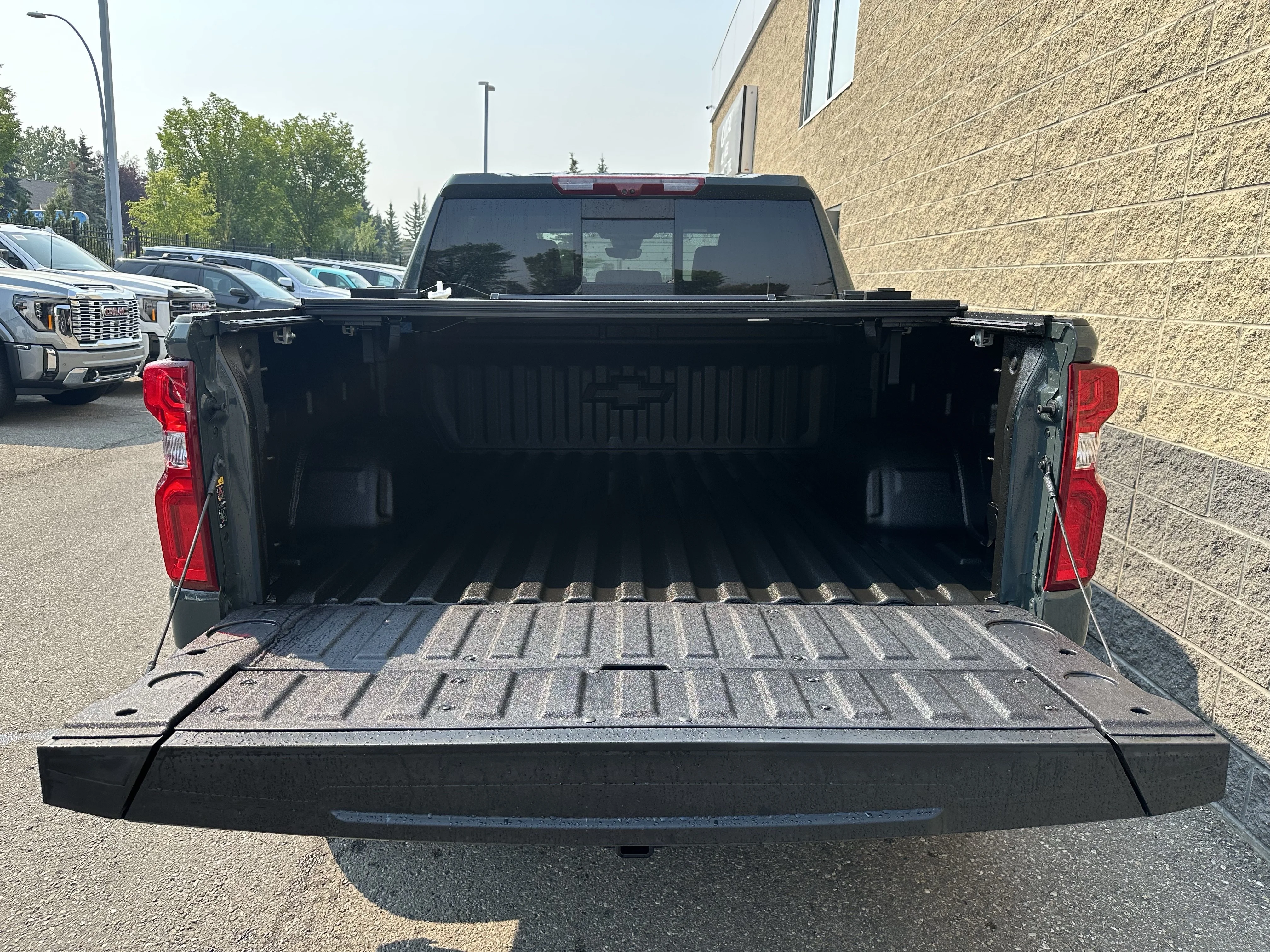 Certified Used 2026  Chevrolet ZR2 image 8