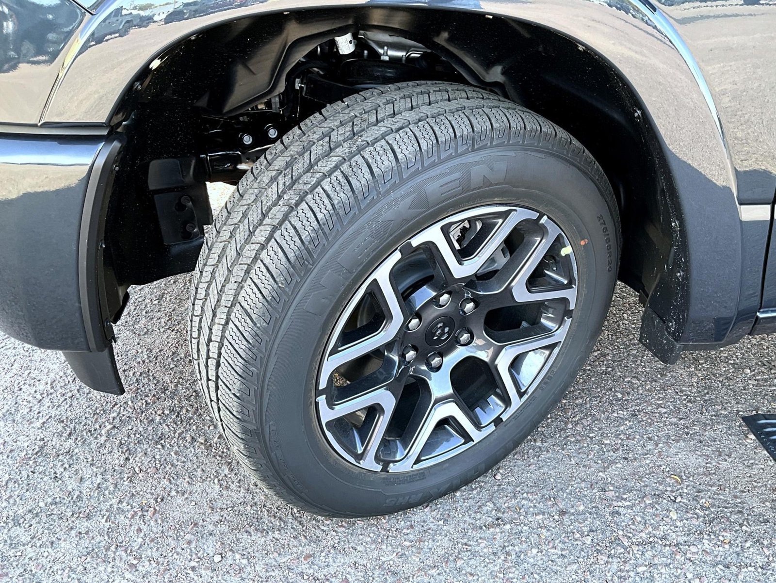 New 2027 Forged Blue Metallic Exterior Paint RAM Laramie image 23