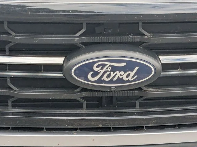 Used 2024 Silver Ford XLT image 4