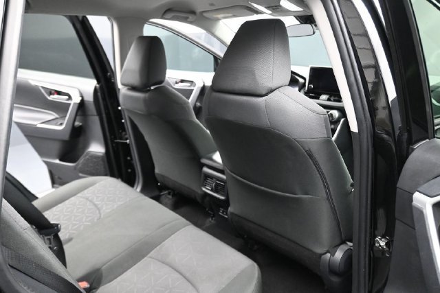 Used 2025 Midnight Black Metallic Toyota XLE image 21