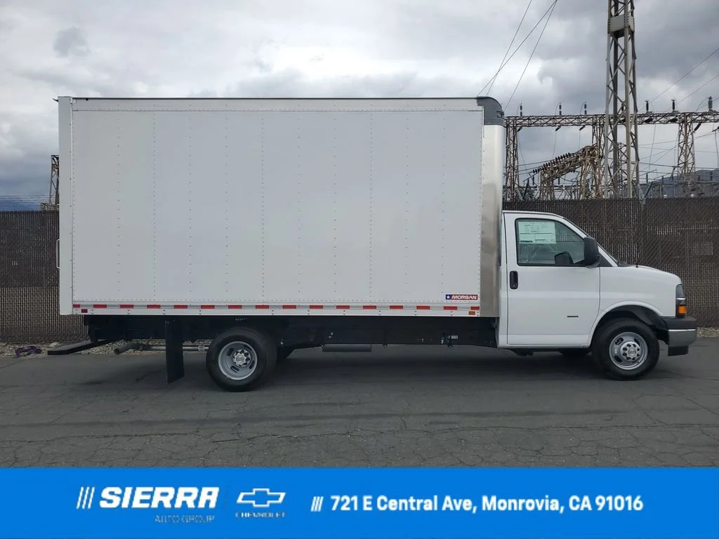 2026 Chevrolet Express 3500 177" WB's photo