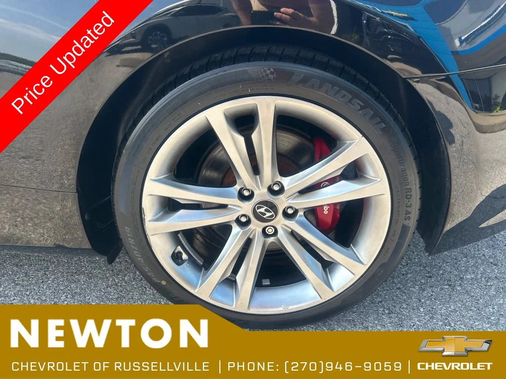 Used 2012 Black Hyundai 3.8 R-Spec image 34