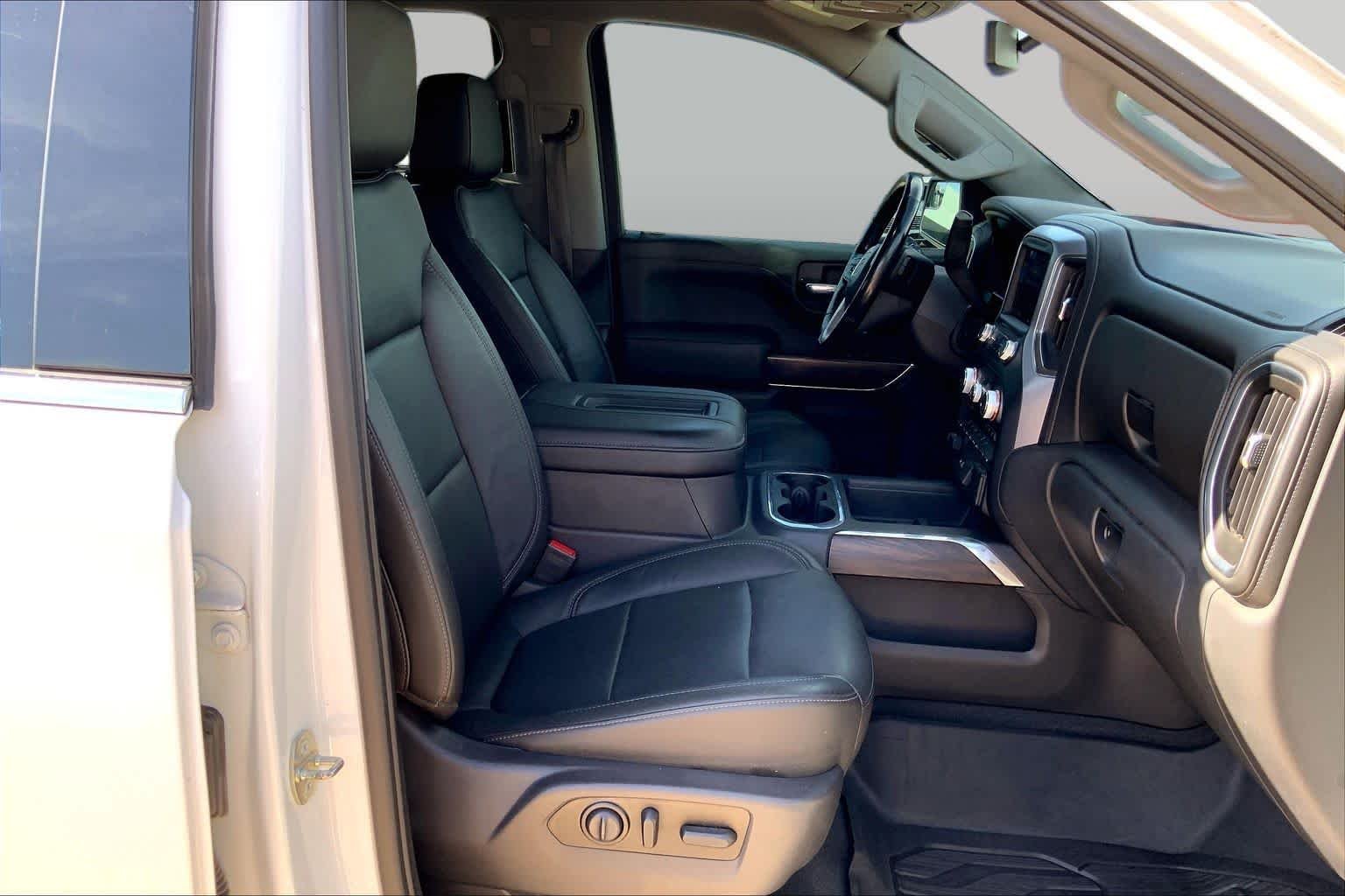 Used 2019 Summit White GMC SLT image 8
