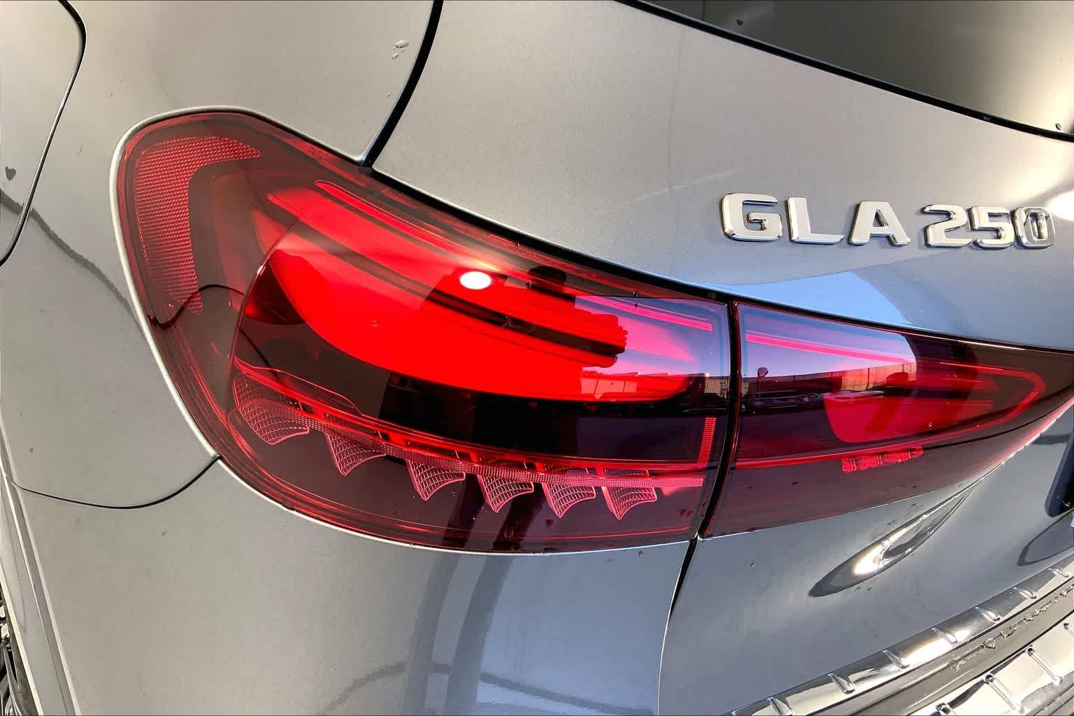 New 2025 Mountain Grey Metallic Mercedes-Benz GLA 250 image 14