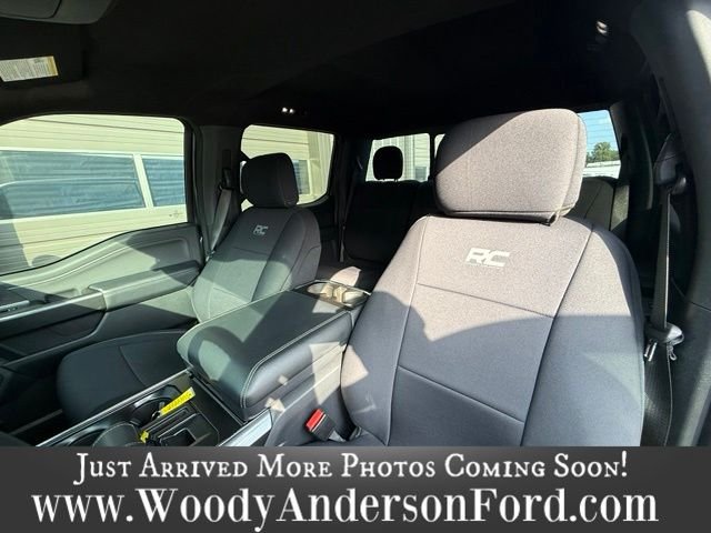 Used 2022 Smoked Quartz Metallic Tinted Clearcoat Ford XLT image 7