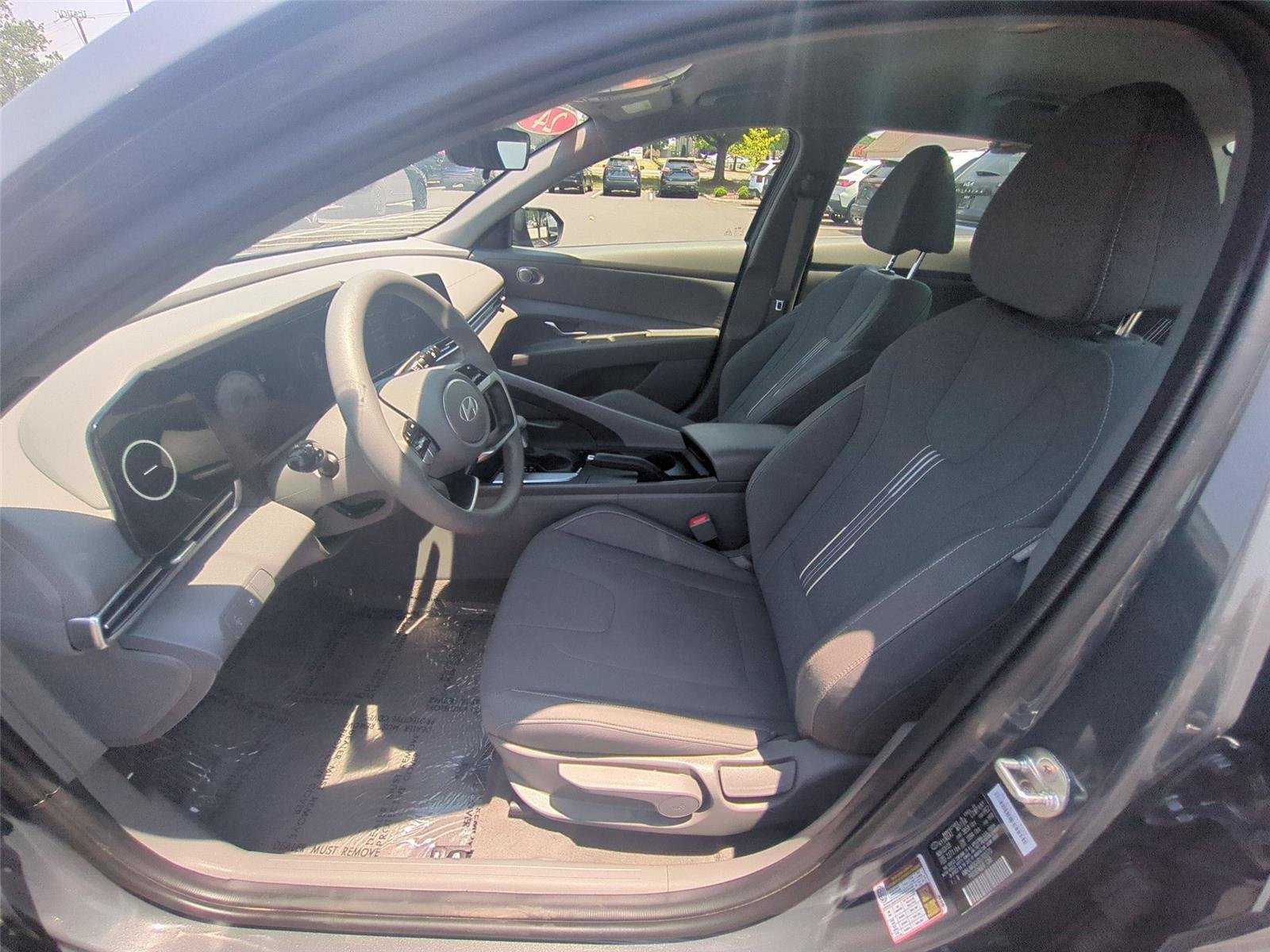 Used 2024 Ecotronic Gray Hyundai SEL image 29