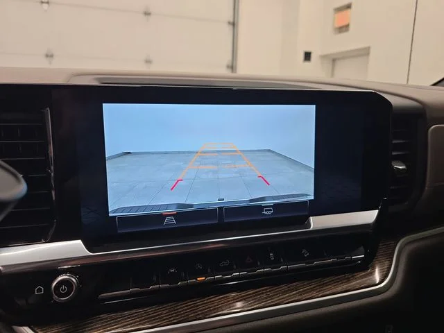 Used 2024 Metallic GMC SLE image 26