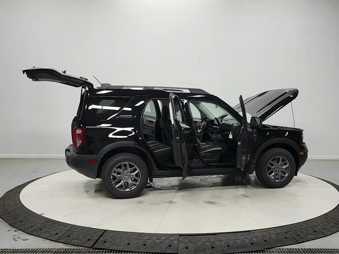 New 2026 Shadow Black Ford Big Bend® image 16
