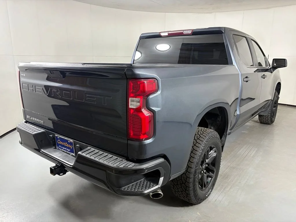 Certified Used 2021 SHADOW GRAY METALLIC Chevrolet Custom Trail Boss image 10
