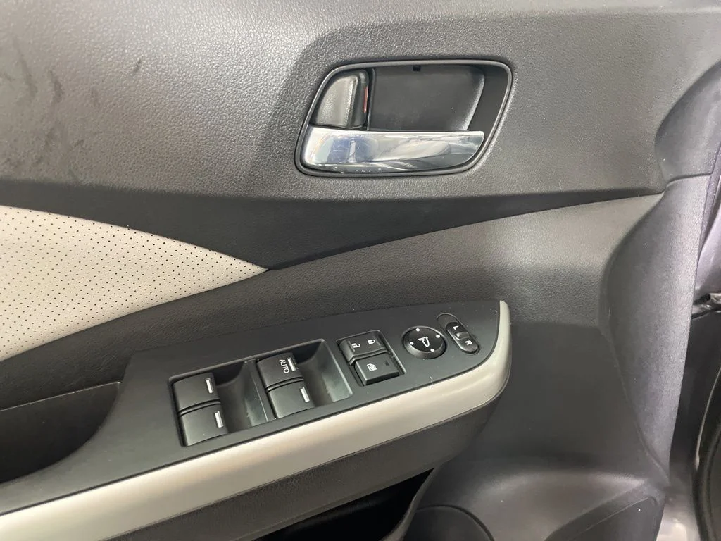 Used 2016 Gray Honda EX-L image 8