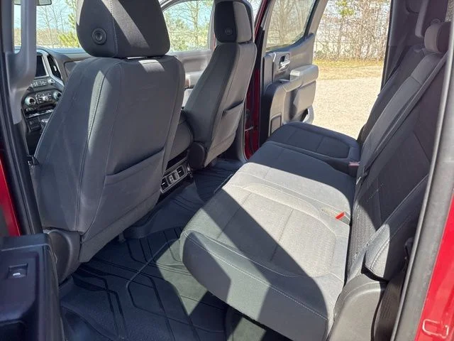 Used 2019 Red Chevrolet LT image 18