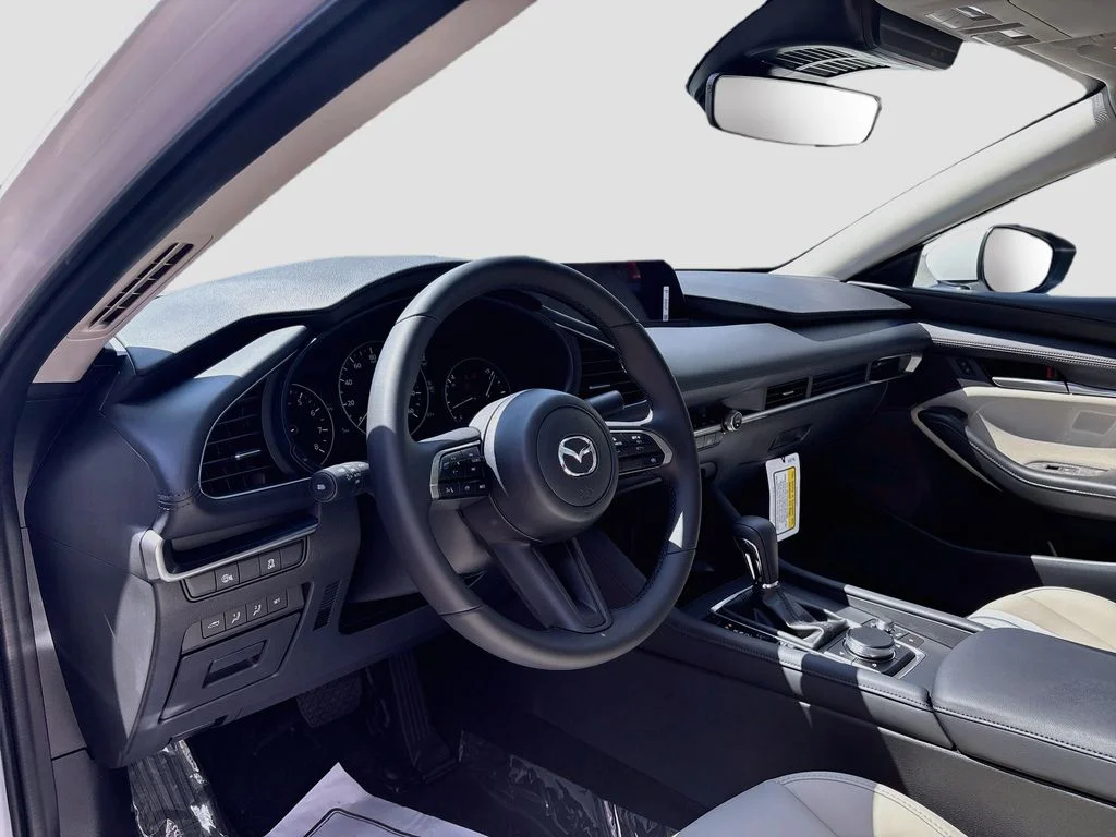 New 2026 Snowflake White Pearl Mazda 2.5 S Preferred image 9