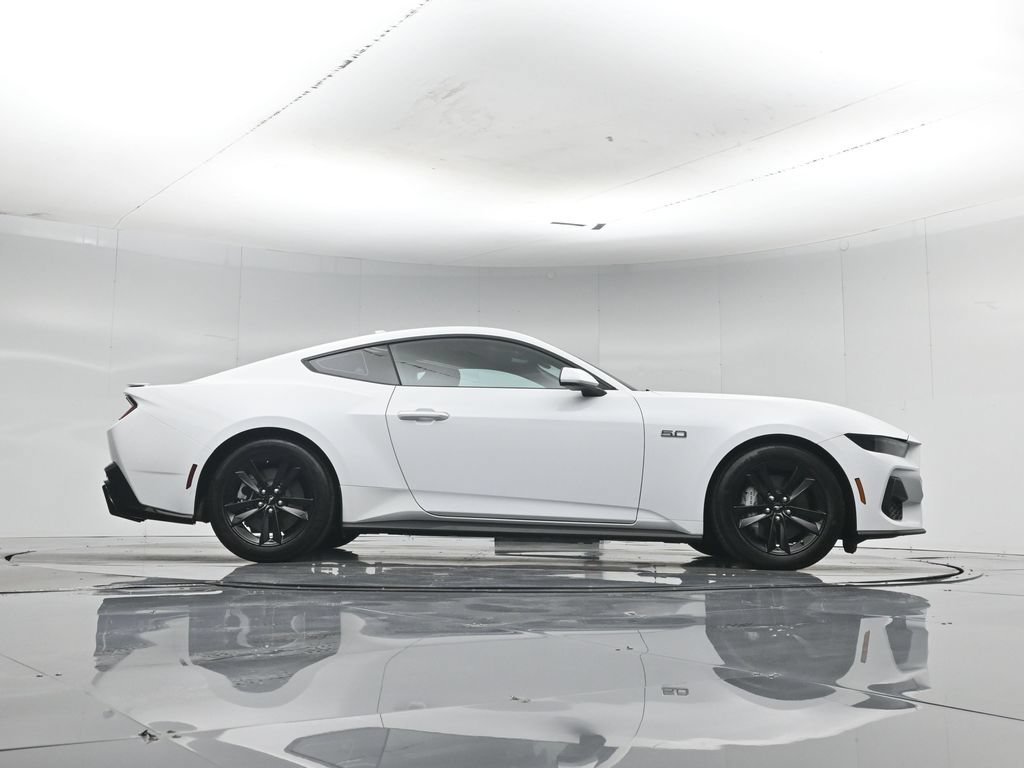 Used 2025 White Ford GT image 7