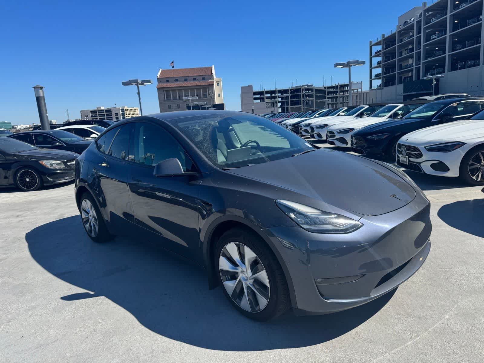Used 2022 Tesla Model Y Long Range with VIN 7SAYGDEE1NF422395 for sale in Los Angeles, CA