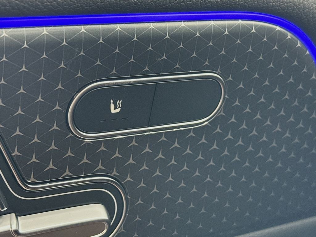 Used 2025 Black Mercedes-Benz GLA 250 image 20