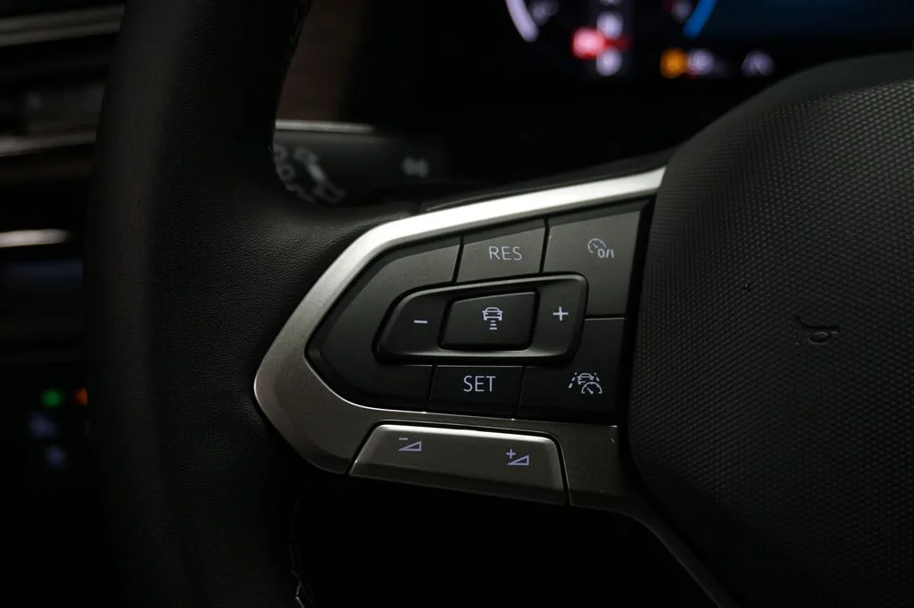 New 2026 Opal White Volkswagen 2.0T SEL image 24