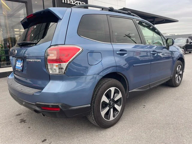 Used 2018 Blue Subaru 2.5i Limited image 6
