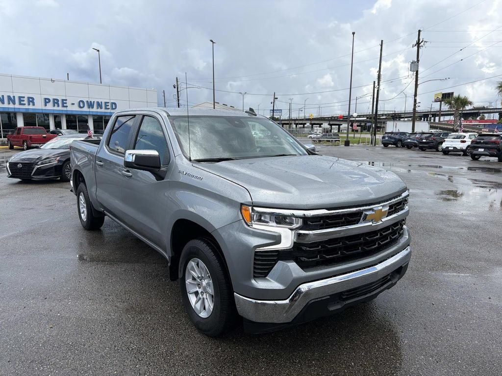 2025 Chevrolet Silverado 1500 LT