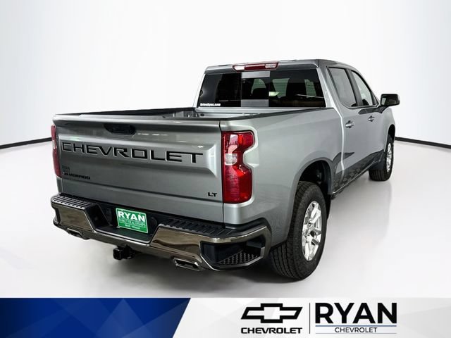 New 2026 Sterling Gray Metallic Chevrolet LT image 7