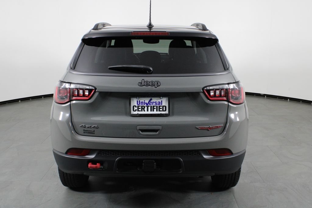 Used 2020 Gray Jeep Trailhawk image 10