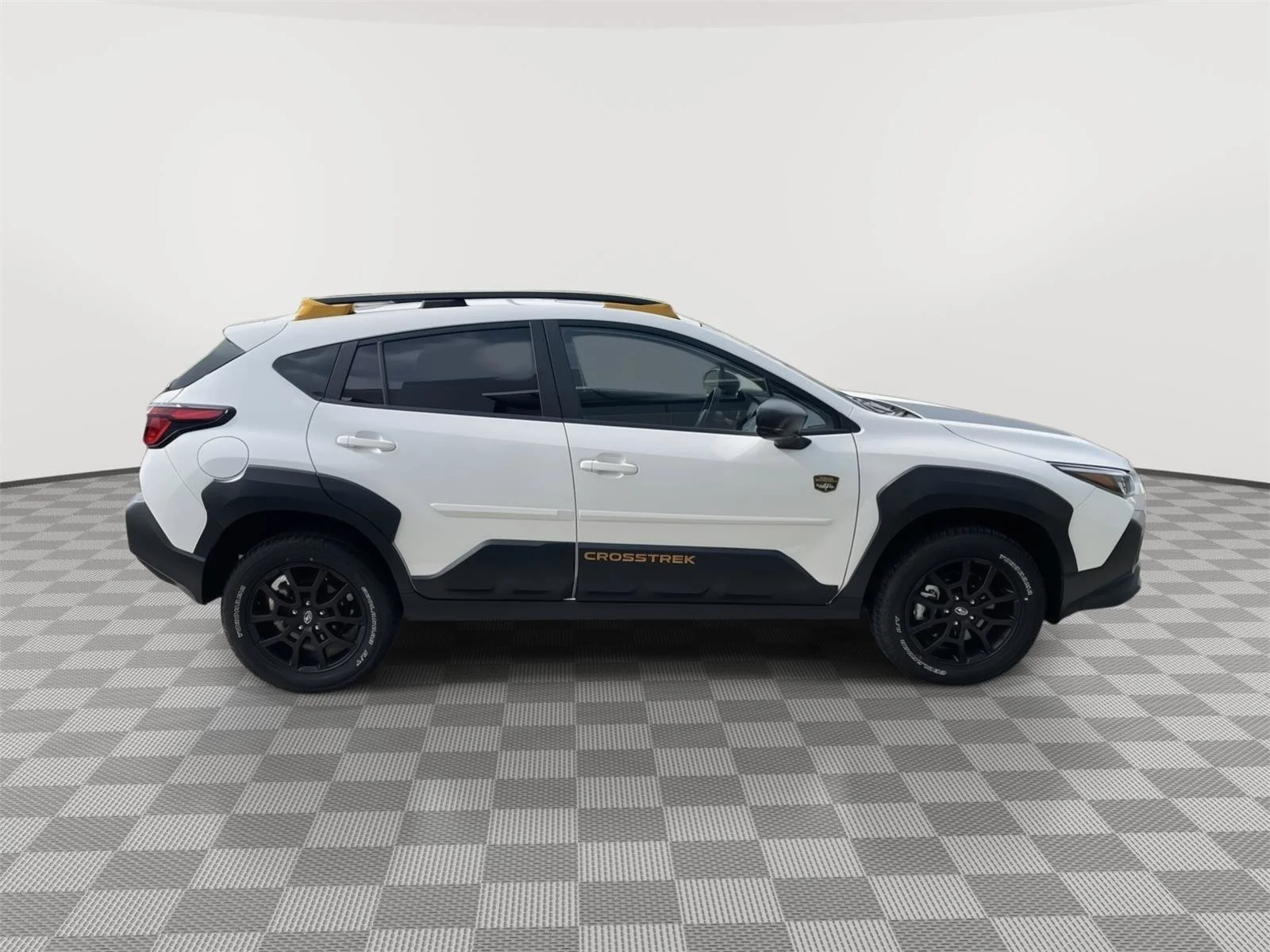Certified Used 2025 Crystal White Pearl Subaru Wilderness image 8