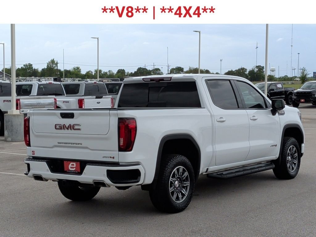 Used 2024 White GMC AT4 image 9