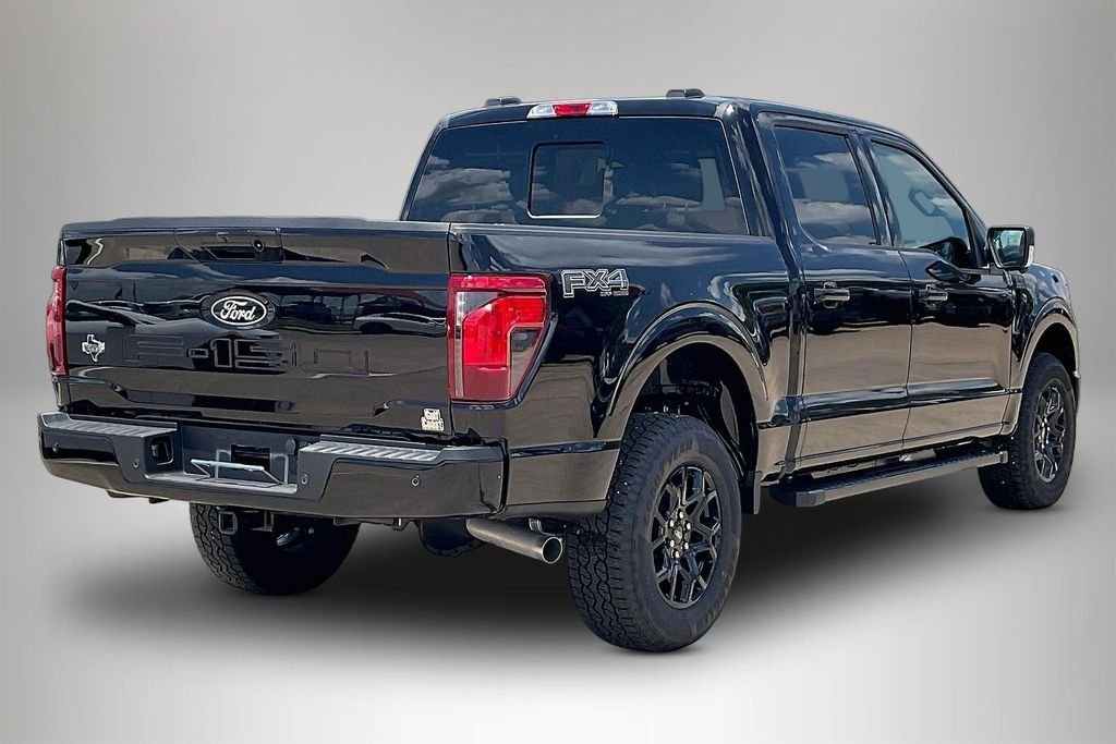 New 2026 Agate Black Metallic Ford XLT image 21