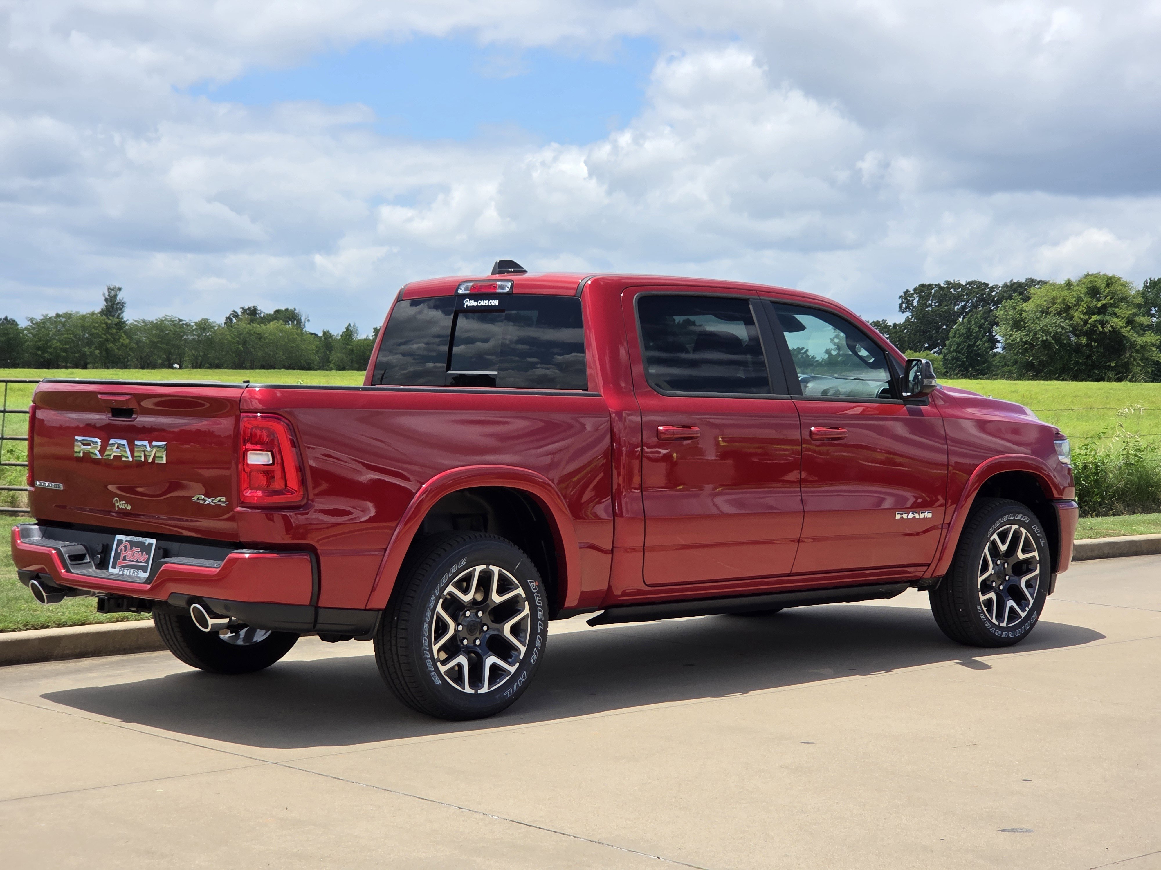 New 2026 Molten Red Pearlcoat Ram Laramie image 3