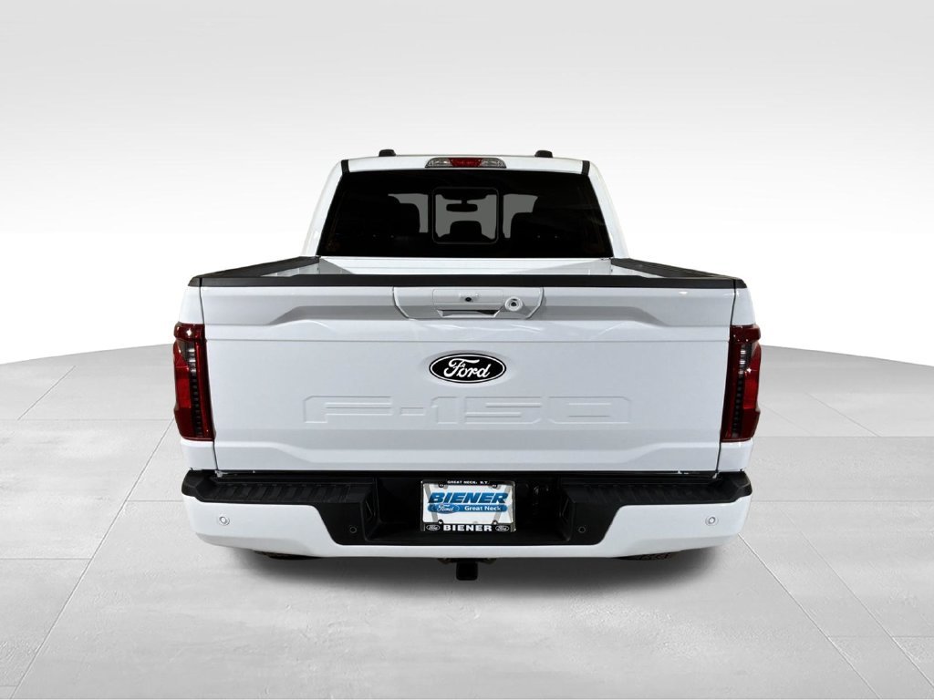 New 2026 Oxford White Ford XLT image 18