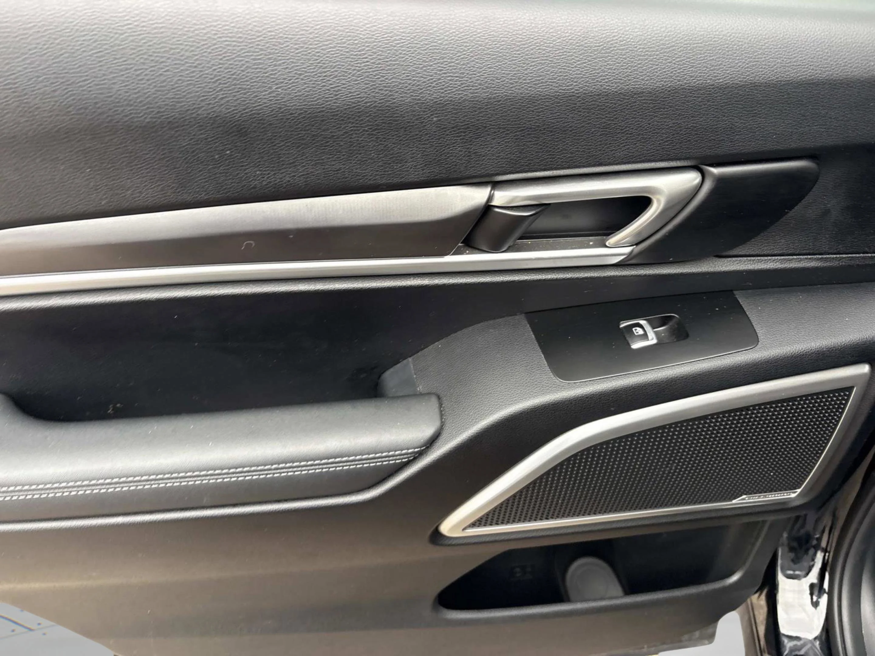 2023 Kia Telluride LX - Photo 19