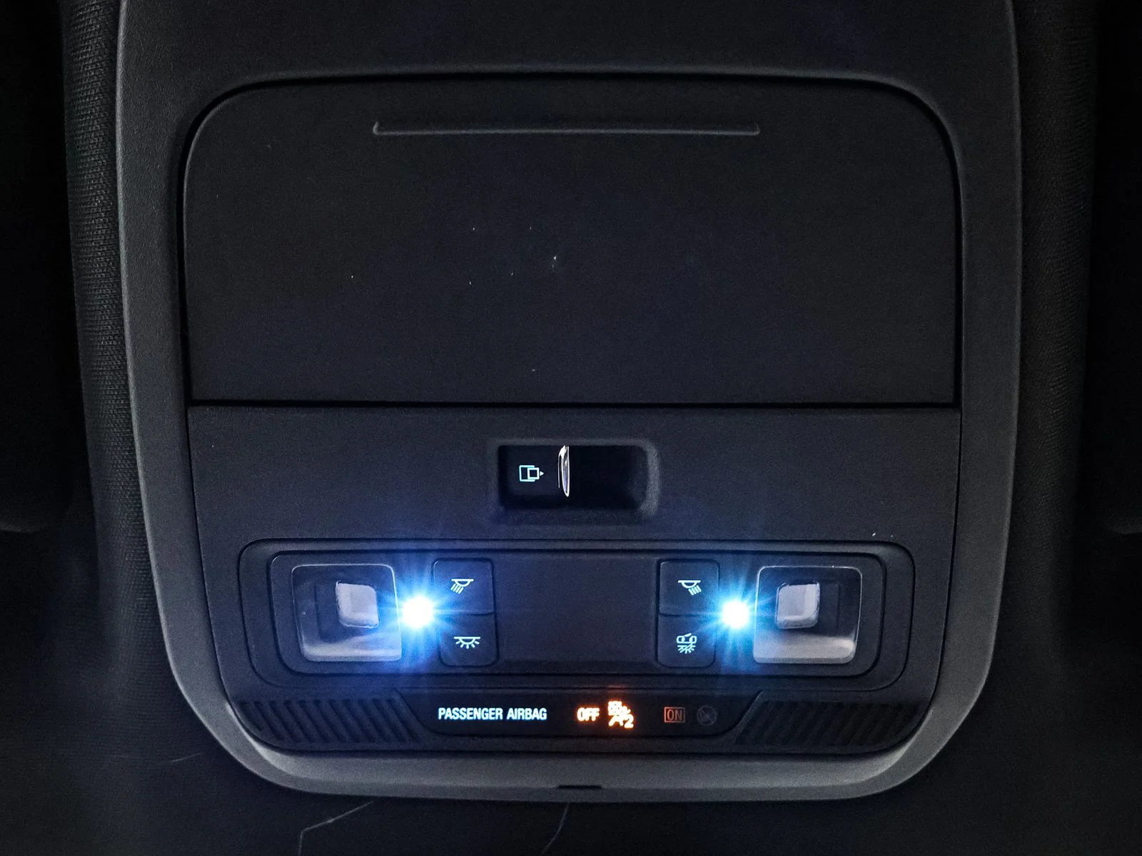 New 2026 Iconic Silver Metallic Ford XLT image 31