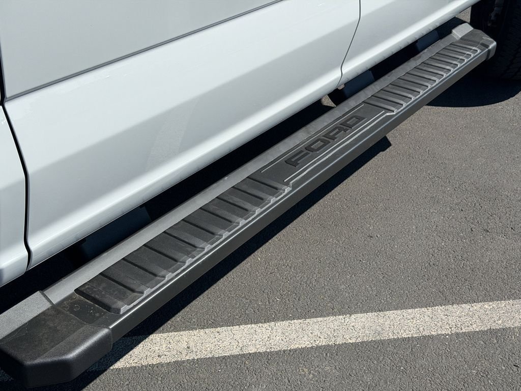New 2026 Avalanche Ford F-250® XLT image 8