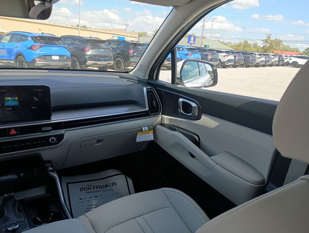 2026 Kia Sorento EX - Photo 11