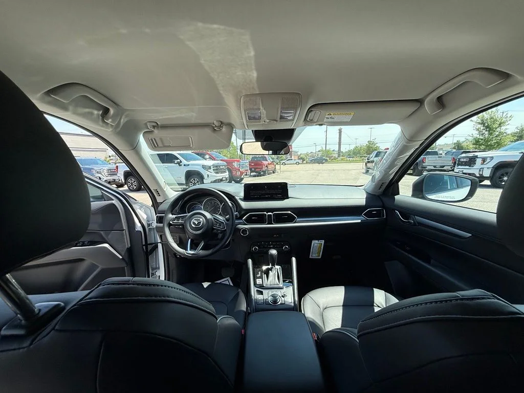 Used 2025 White Mazda 2.5 S Select Package image 26