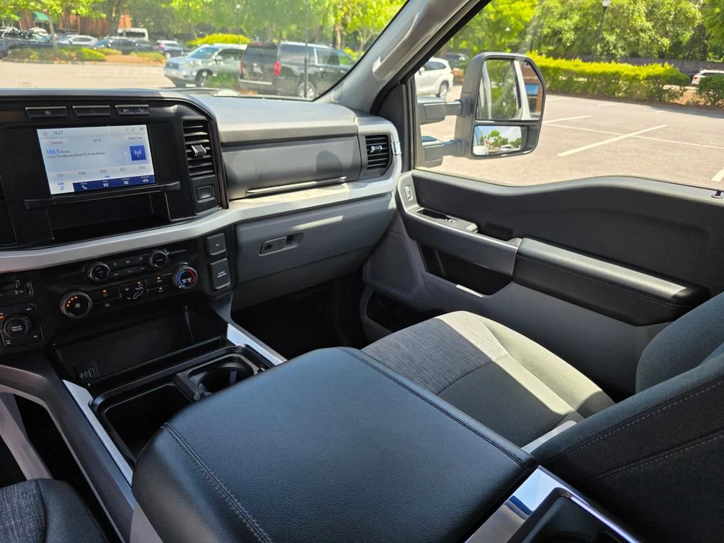 Used 2024 White Ford XLT image 25