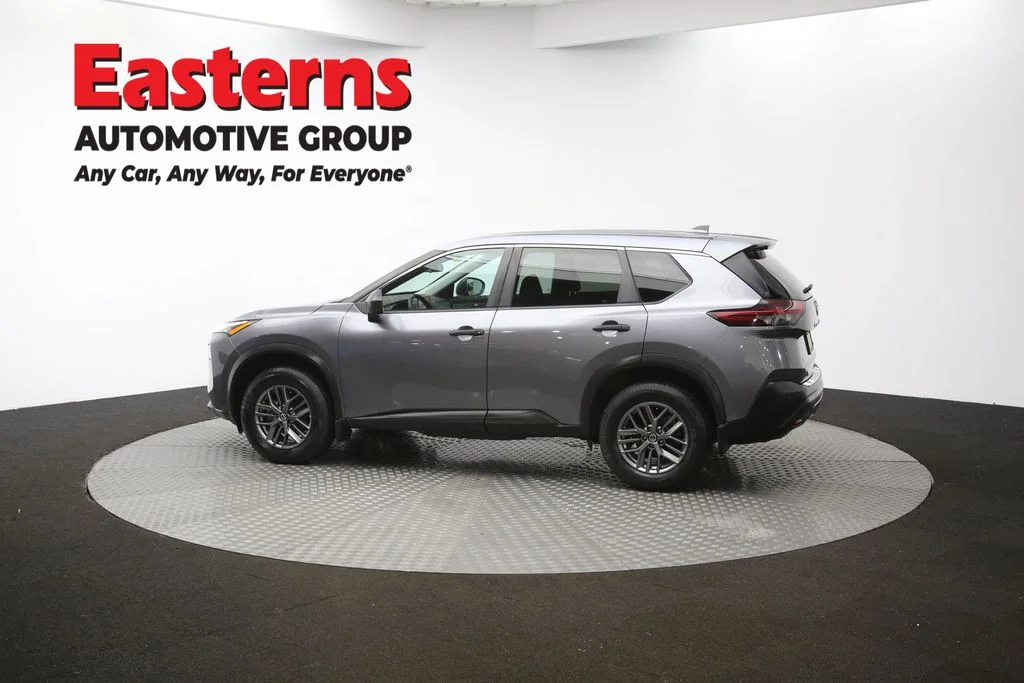 Used 2021 Gray Nissan S image 62