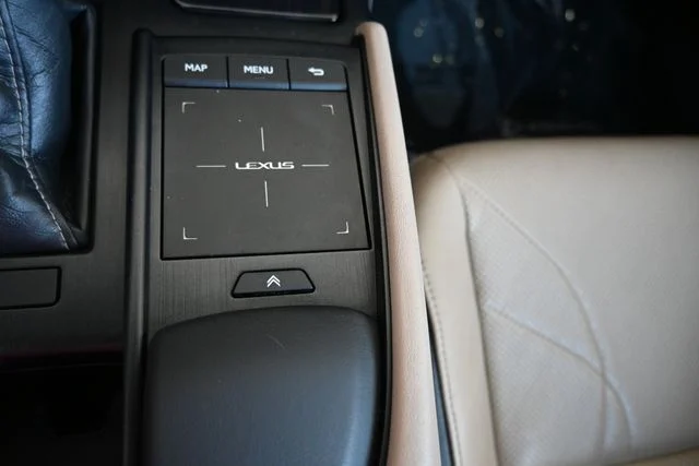 Certified Used 2021 EMINENT WHITE PEARL Lexus 350 Ultra Luxury image 35