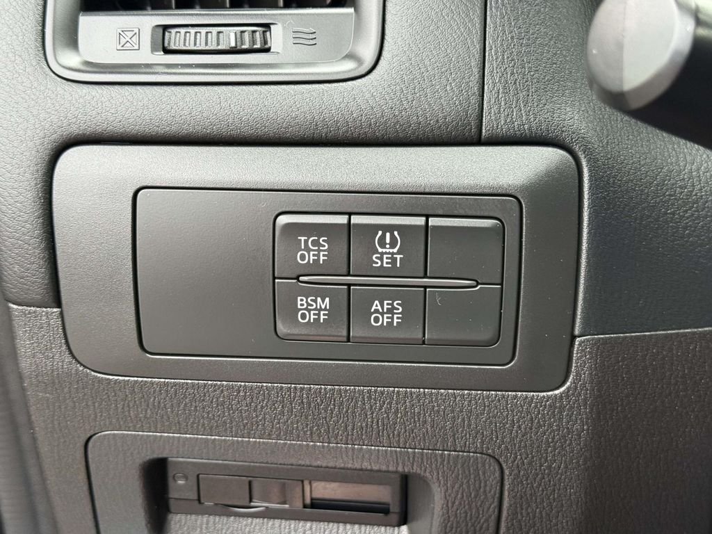 Used 2014 Blue Mazda Grand Touring image 33