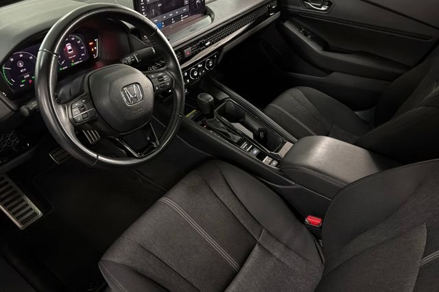 Certified Used 2025 Urban Gray Pearl Honda Sport image 14