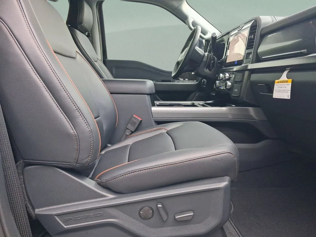 New 2026 Agate Black Metallic Ford F-250® Lariat® image 64