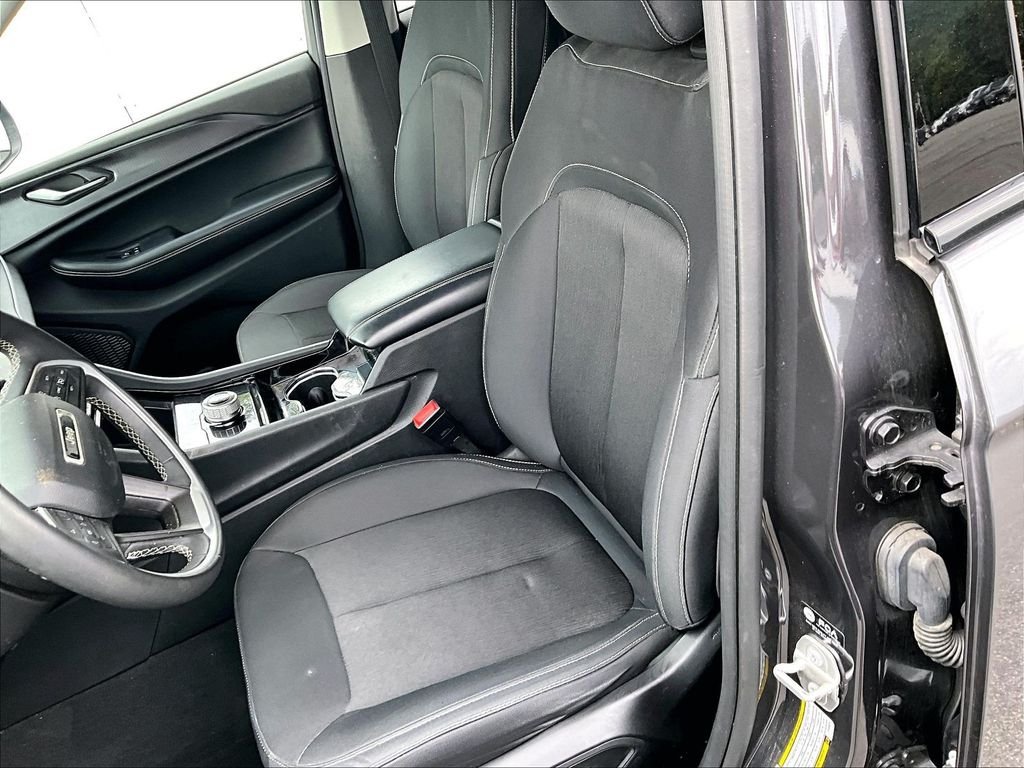 Used 2023 Baltic Gray Metallic Clearcoat Jeep Laredo image 10