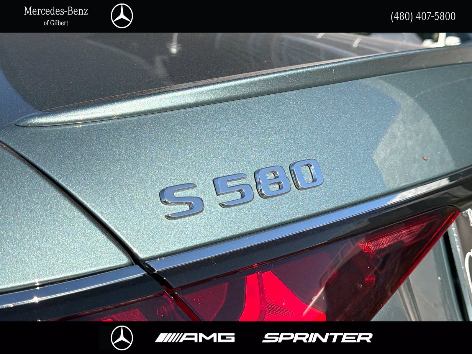 New 2027 Verde Silver Metallic Mercedes-Benz S 580 image 6