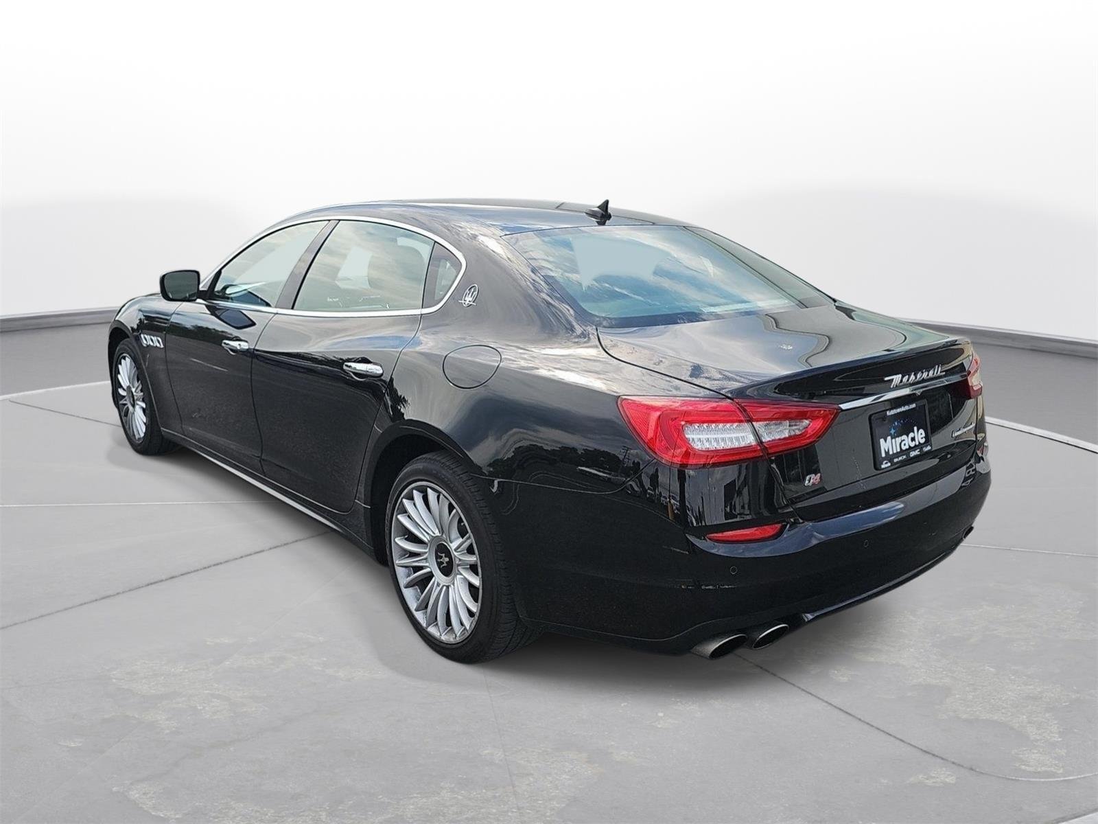 Used 2014 Grigio Metallo Maserati S Q4 image 7
