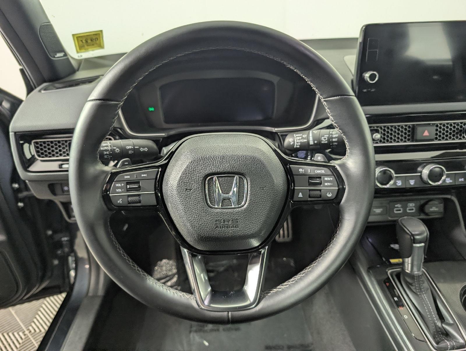 Used 2022 Meteorite Gray Metallic Honda Sport Touring image 16