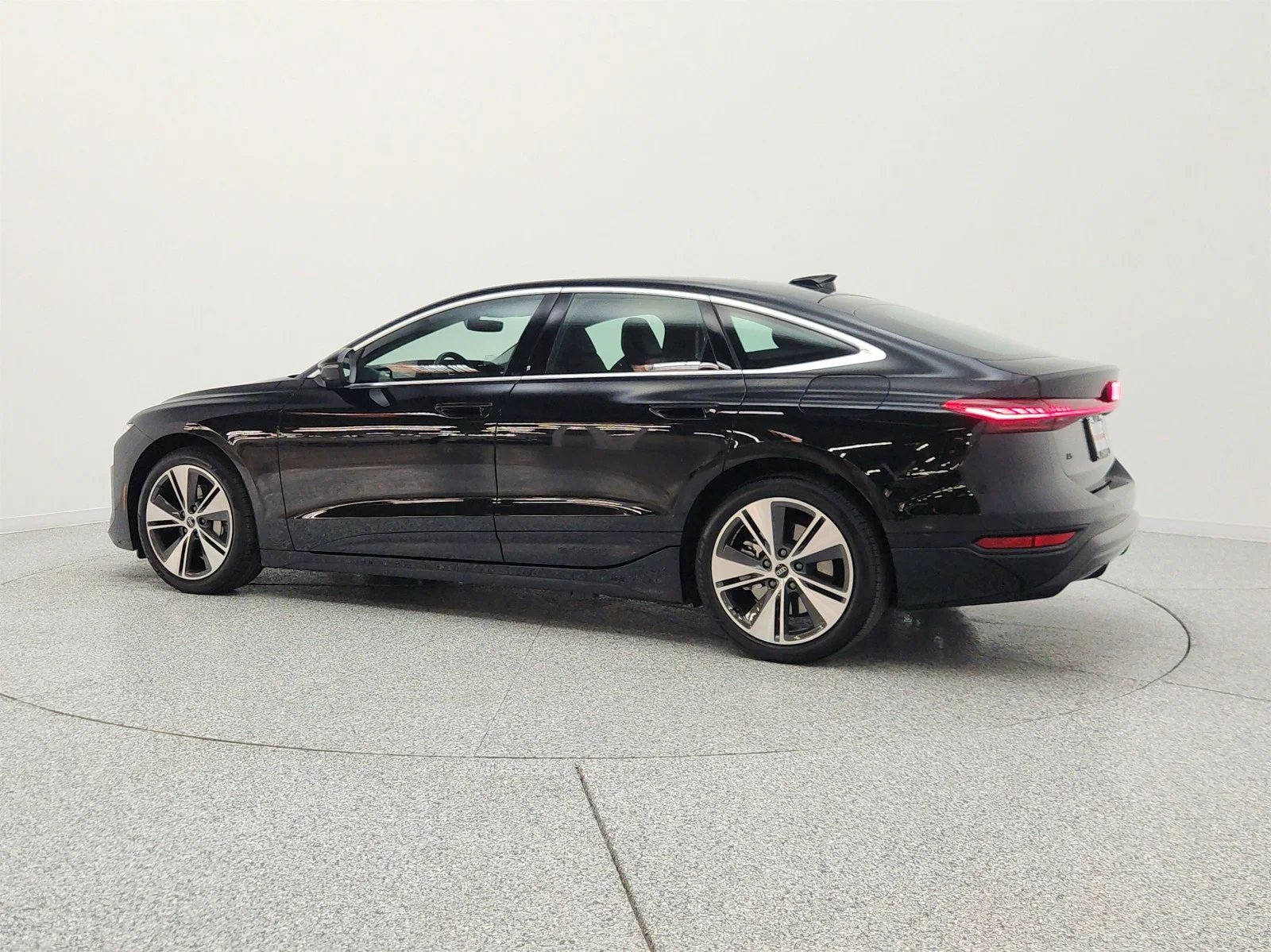 Used 2025 Mythos Black Metallic Audi Premium Plus RWD image 8