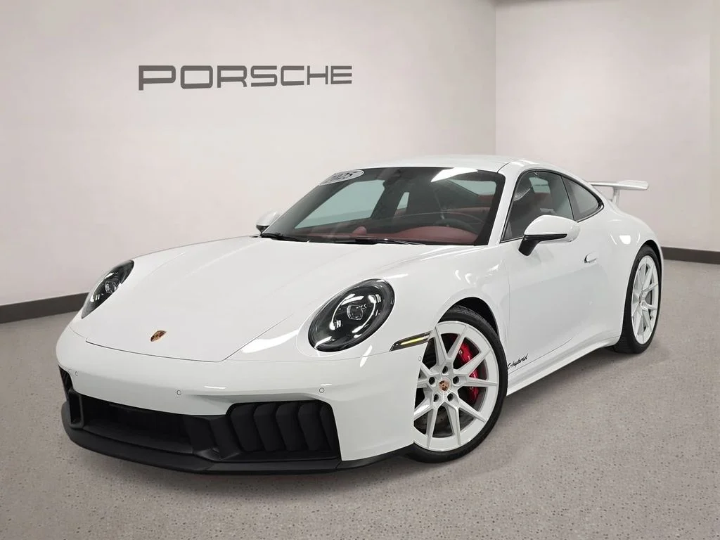 2025 Porsche 911 Carrera 4 GTS Coupe's photo