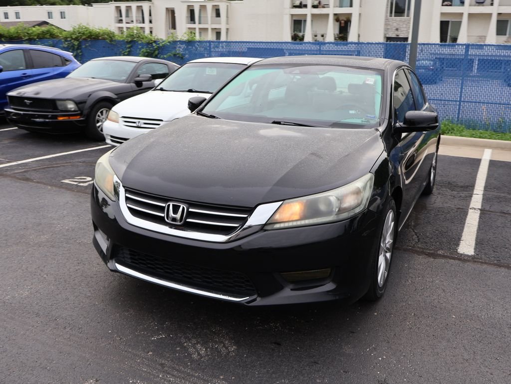 Used 2013 Black Honda EX-L image 3