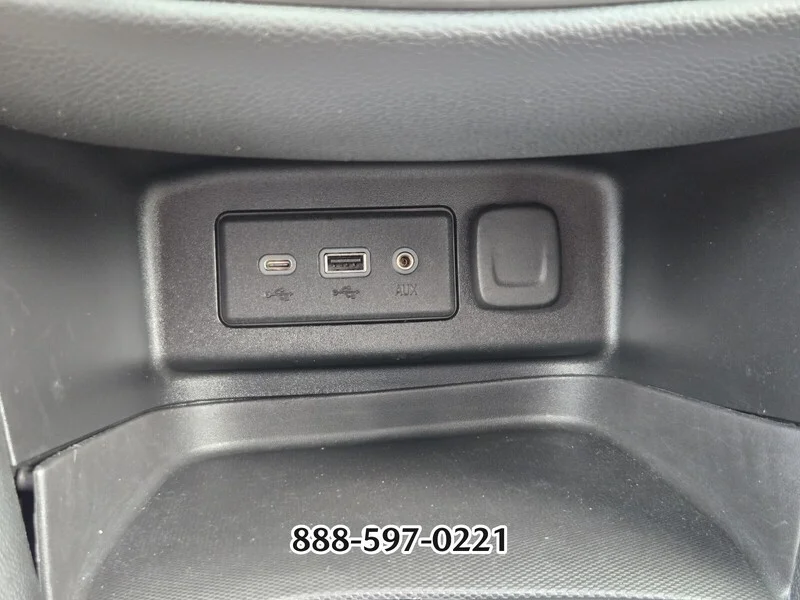 Used 2022 Black Metallic CHEVROLET LT image 24