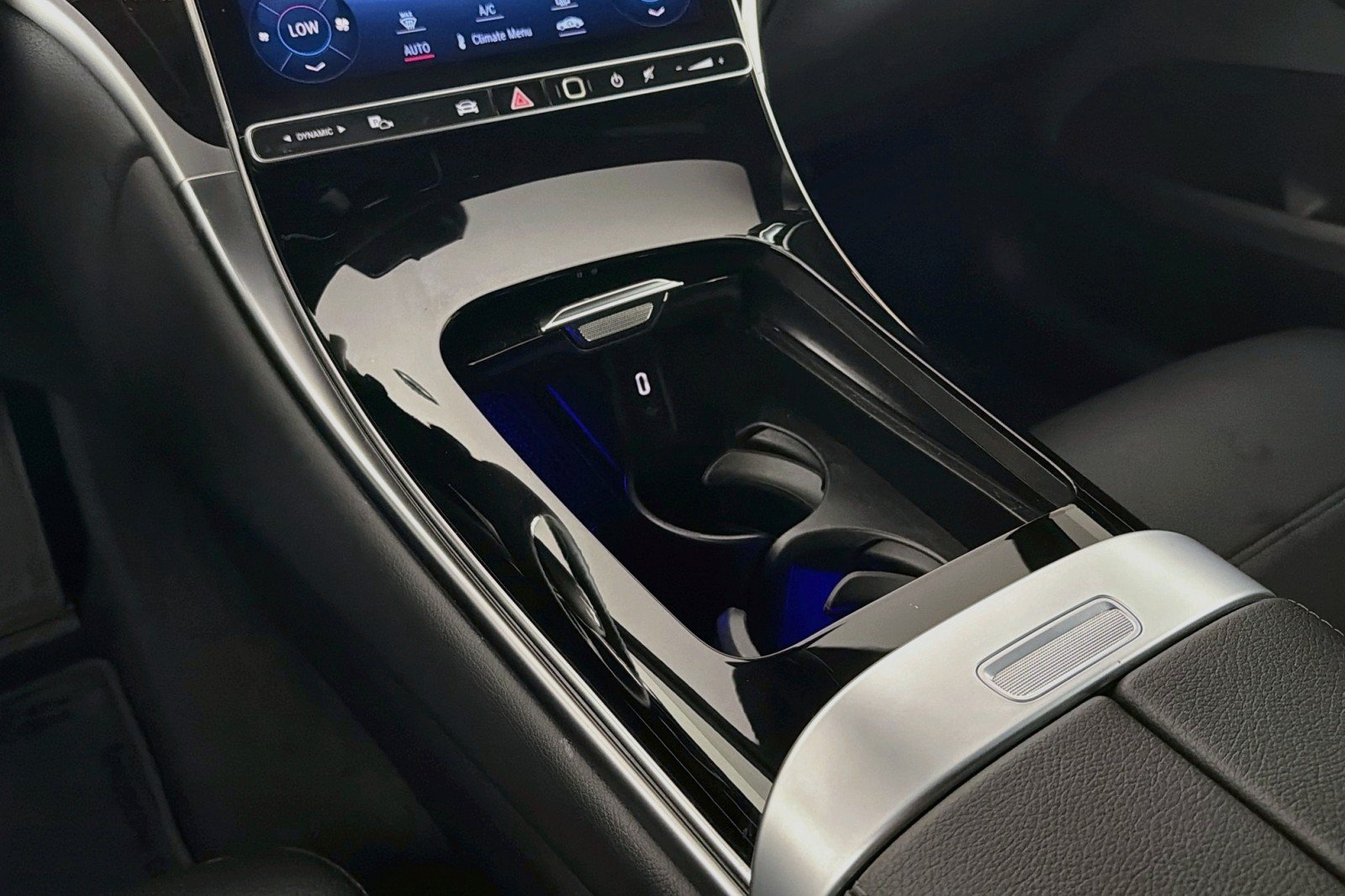Used 2024 Black Mercedes-Benz 300 image 6